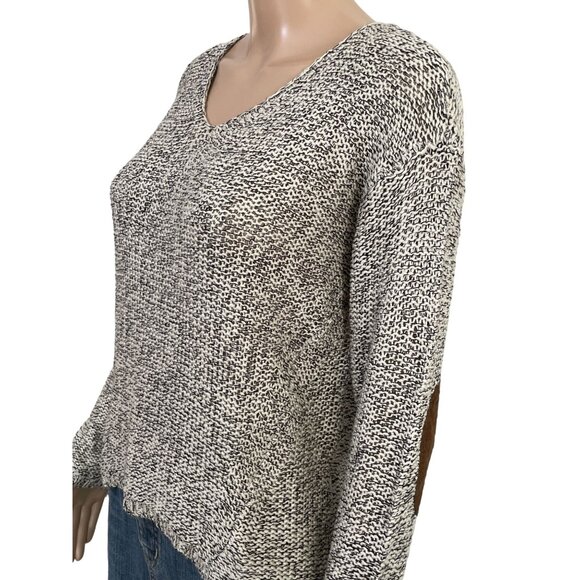 RDI Black White Sweater Size Small - Picture 2 of 3